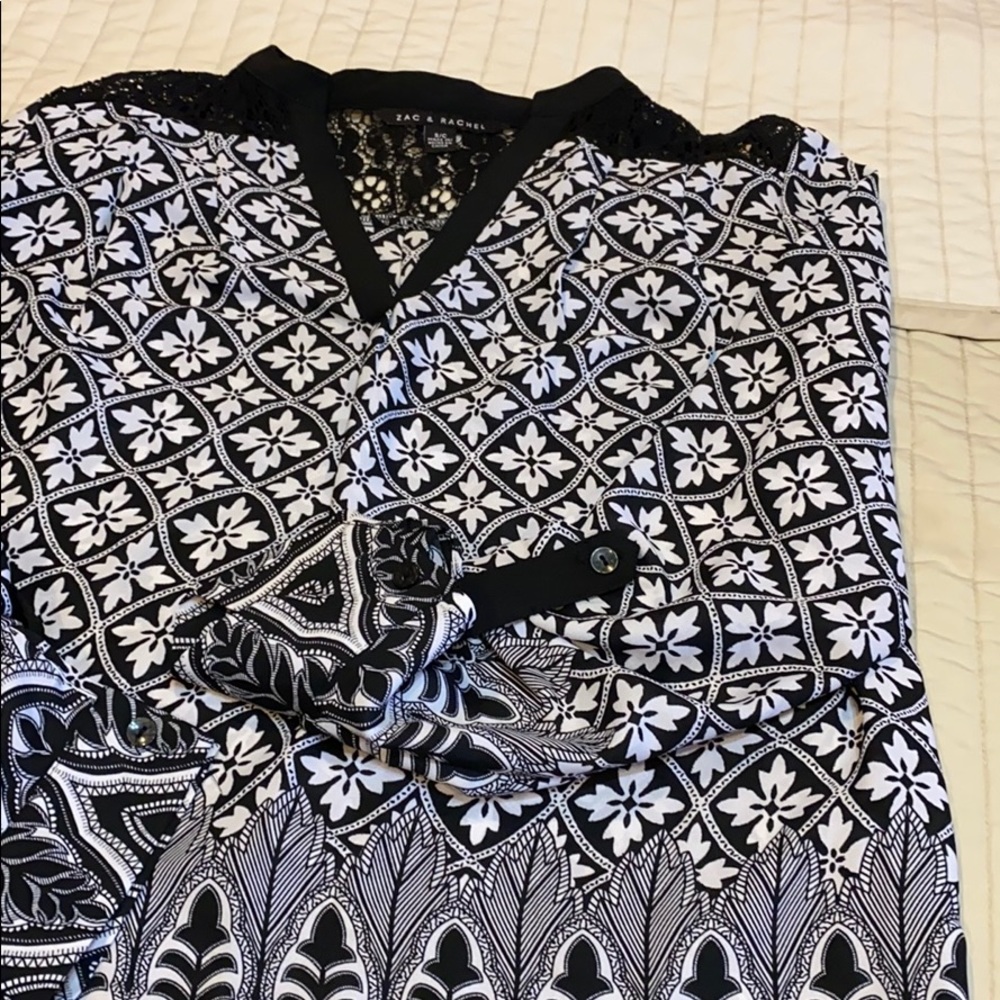 Blouse - Picture 3 of 3